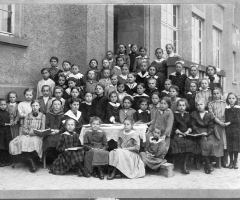 JG 1905 Schulklasse Mädchen