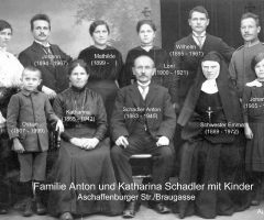 Schadler Anton mit Familie 1914 Aschaffenburger Str Braugasse