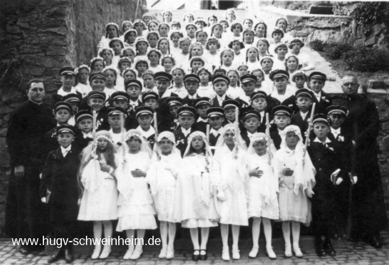 JG 1920/22 Kommunion Mädchen und Buben