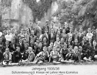 JG 1935/36 Schulentlassung 1950 mit Lehrer Cornelius