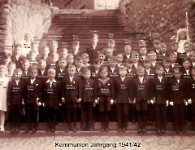 JG 1941/42 Kommunion Buben