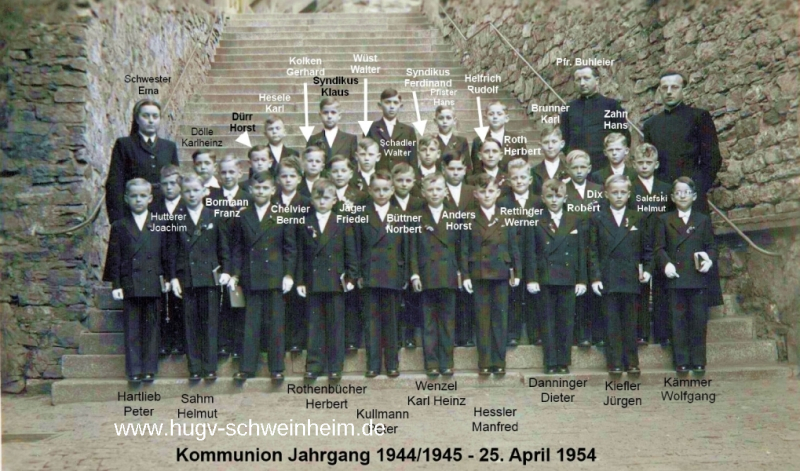 JG 1944/45 Kommunion Buben