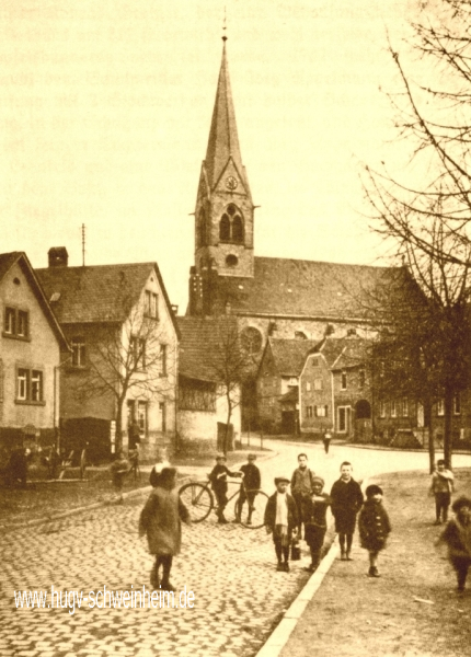 Marienstr Altes Kriegerdenkmal Schulkinder