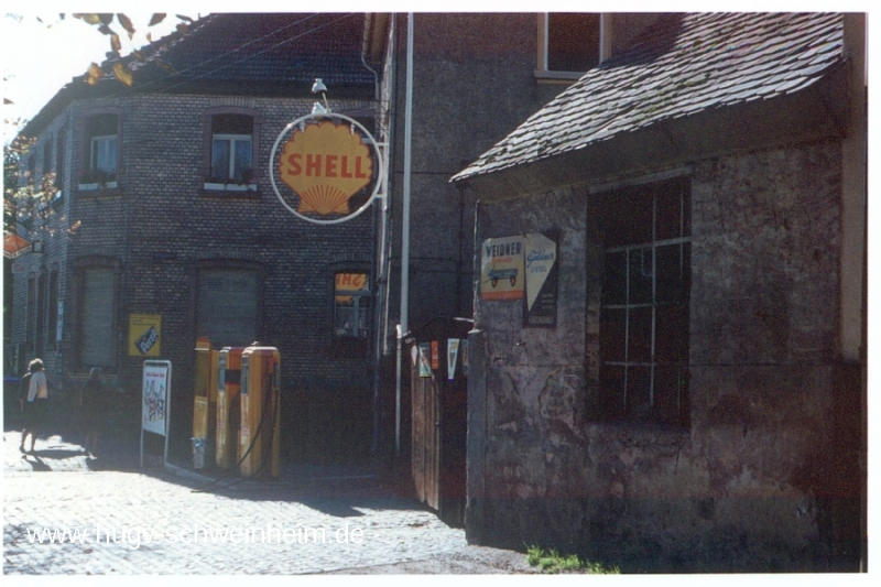 Tankstelle der Marienstrasse um 1960